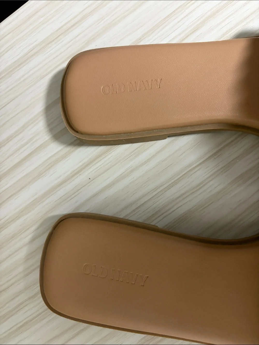 Women’s Braided Old Navy  Slide Sandals in Tan!! EUC 🤎